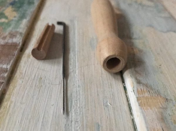 1-Needle Felting Needle Holder -- Needle Felting Tool
