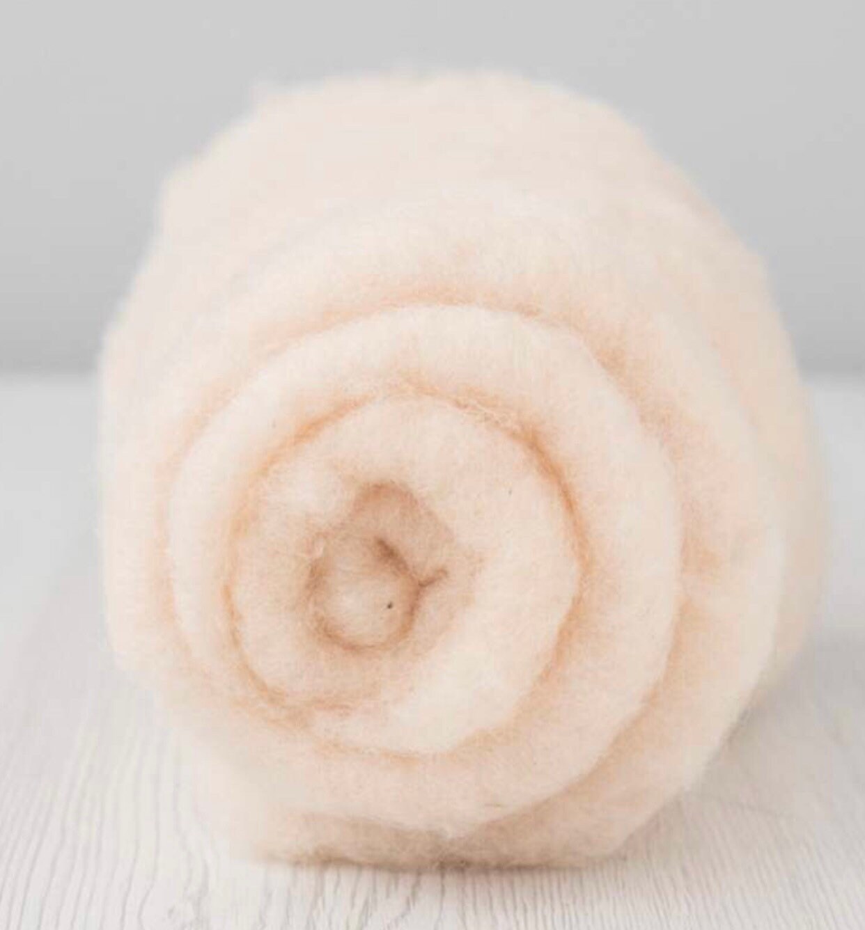 Acacia Maori Batt, Needle Felting, Wet Felting, 50 grams (1.75oz), Short Staple Fibre, Colour: Acacia - Image 1